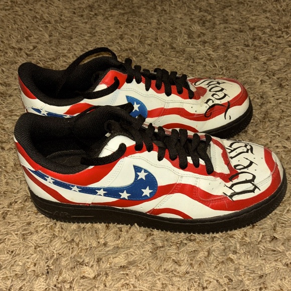 Custom Air Force ones - Picture 1 of 1